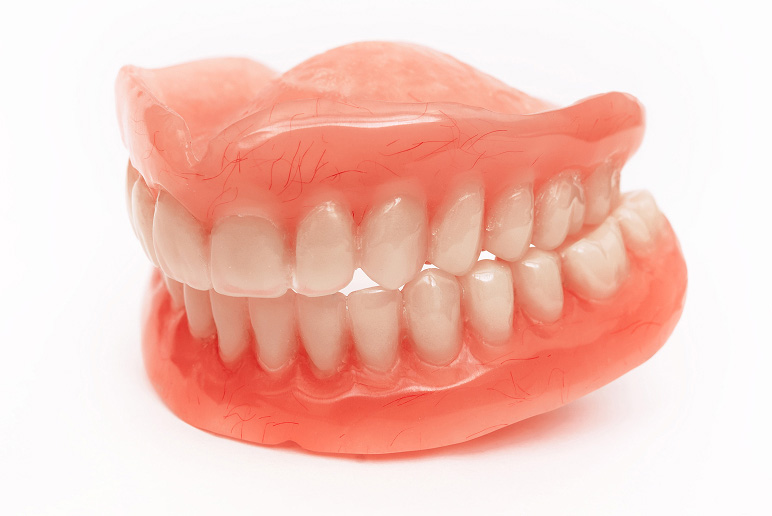 入れ歯の写真